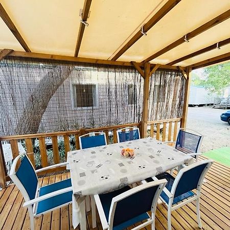 Mobil Home 8 Personnes Camping L'Elysee Vagues Oceanes Le Grau-du-Roi Exterior foto